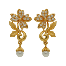 Enticing Floral Leaf Gold Earrings